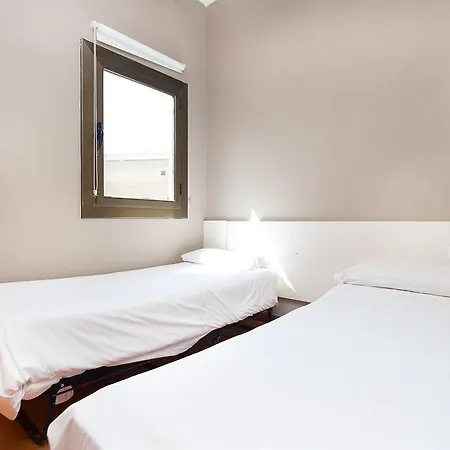 Apartment Ainb Raval Hospital *
