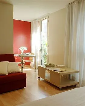Апартаменты Ainb Raval Hospital Барселона